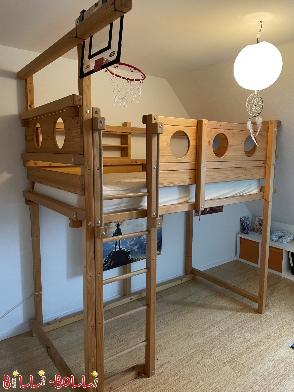 Inserat 7072: Mitwachsendes Hochbett in Fichte, geölt-gewachst Mitwachsendes Hochbett in Fichte, geölt-gewachst (Kategorie: Hochbett mitwachsend gebraucht)