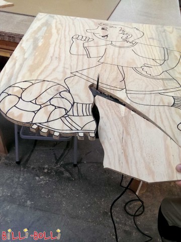 Schritt 5: Figur aussägen (Figuren zur Verkehrsberuhigung)