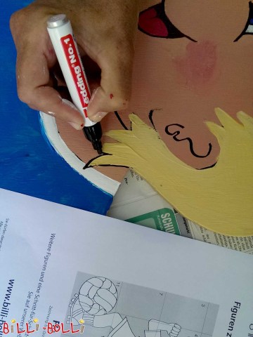 Schritt 10: Konturen nachzeichnen (Figuren zur Verkehrsberuhigung)