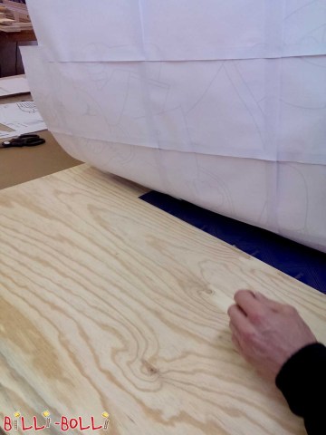 Schritt 4: Konturen übertragen (Figuren zur Verkehrsberuhigung)