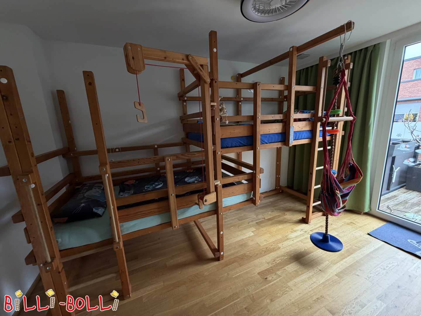 Inserat 7065: Beide-oben-Etagenbett Typ 2C (¾ seitlich versetzte Variante) mit Kran Beide-oben-Etagenbett Typ 2C (¾ seitlich versetzte Variante) mit Kran (Kategorie: Beide-oben-Etagenbetten gebraucht)