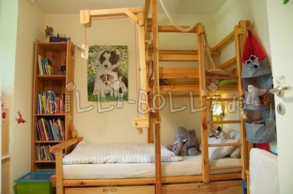 Bett mit Spielturm (Dachschrägenbett) (Hochbett gebraucht) Bett mit Spielturm (Dachschrägenbett) (Hochbett gebraucht)