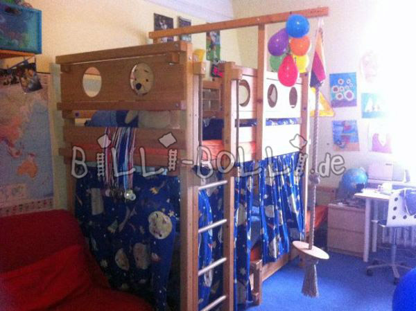 Spielbett, seitlich versetzt, Fichte geölt (Hochbett gebraucht) Spielbett, seitlich versetzt, Fichte geölt (Hochbett gebraucht)