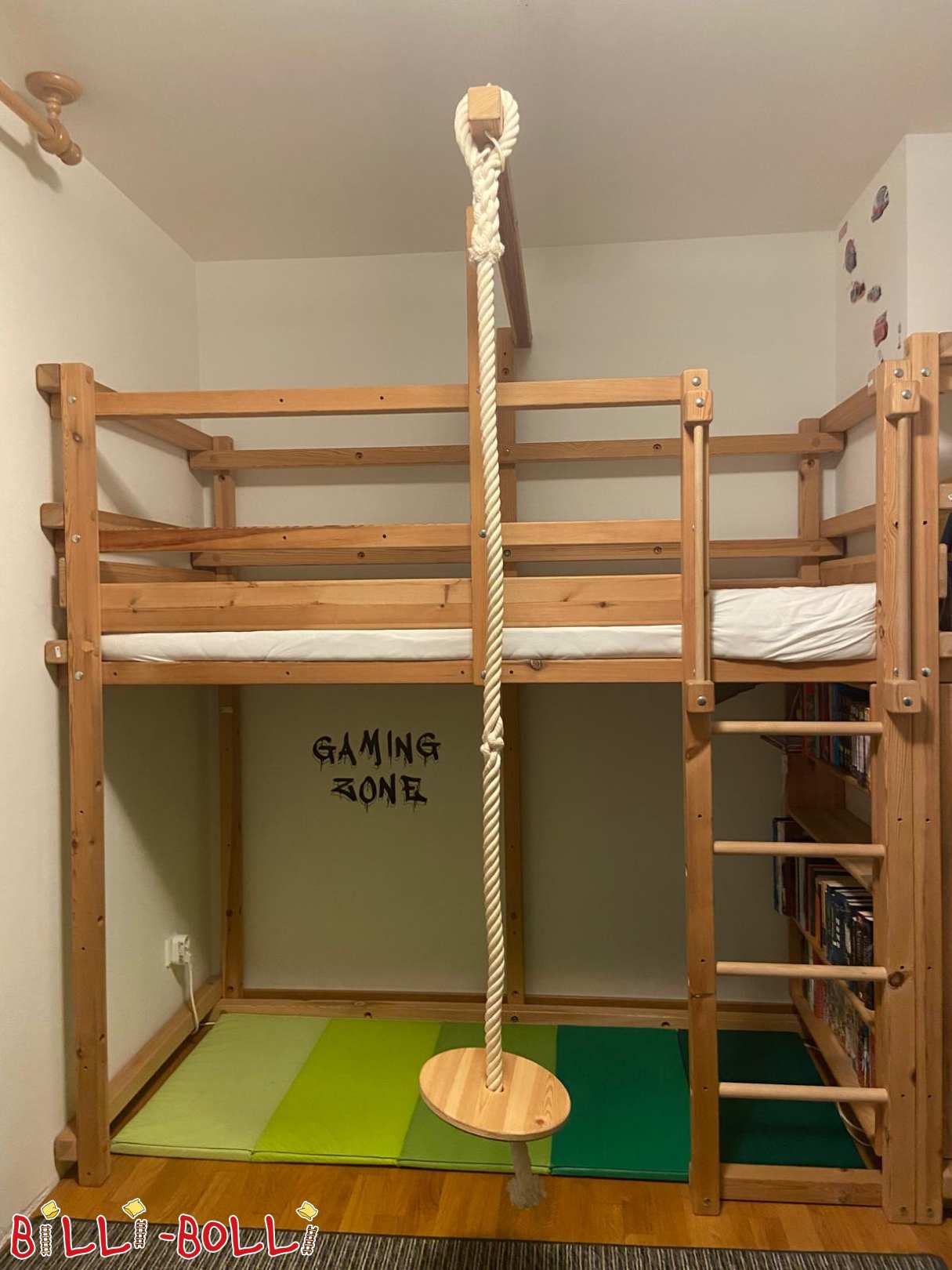 Bett sucht seinen nächsten liebevollen Besitzer (Kategorie: Hochbett mitwachsend gebraucht)