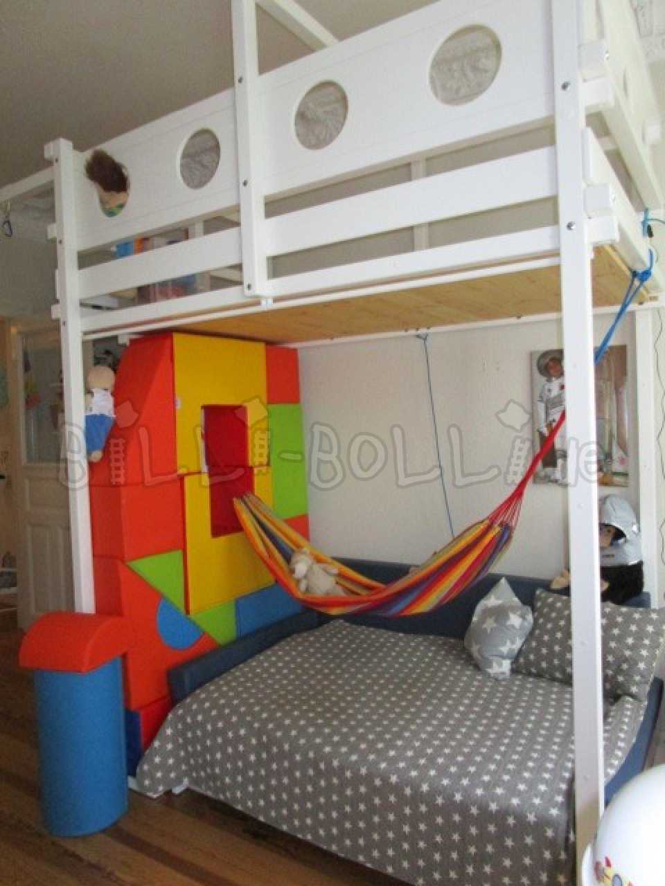 Billi-Bolli-Abenteuerbett, 120 x 200 cm, Kiefer weiß lackiert (Kategorie: Kinderbett gebraucht)