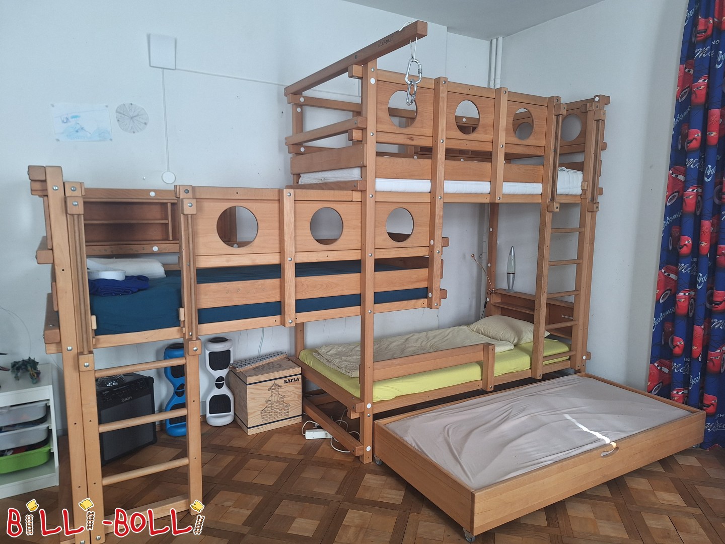Inserat 5672: Dreier-Bett Typ 2C, 3/4 versetzt, Buche geölt-gewachst; Zürich / CH Dreier-Bett Typ 2C, 3/4 versetzt, Buche geölt-gewachst; Zürich / CH (Kategorie: Dreier-Etagenbetten gebraucht)