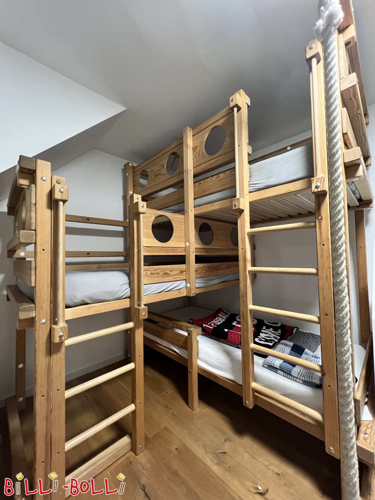 Dreier Bett über Eck - mit Lenkrad und Seil (Kategorie: Dreier-Etagenbetten gebraucht)