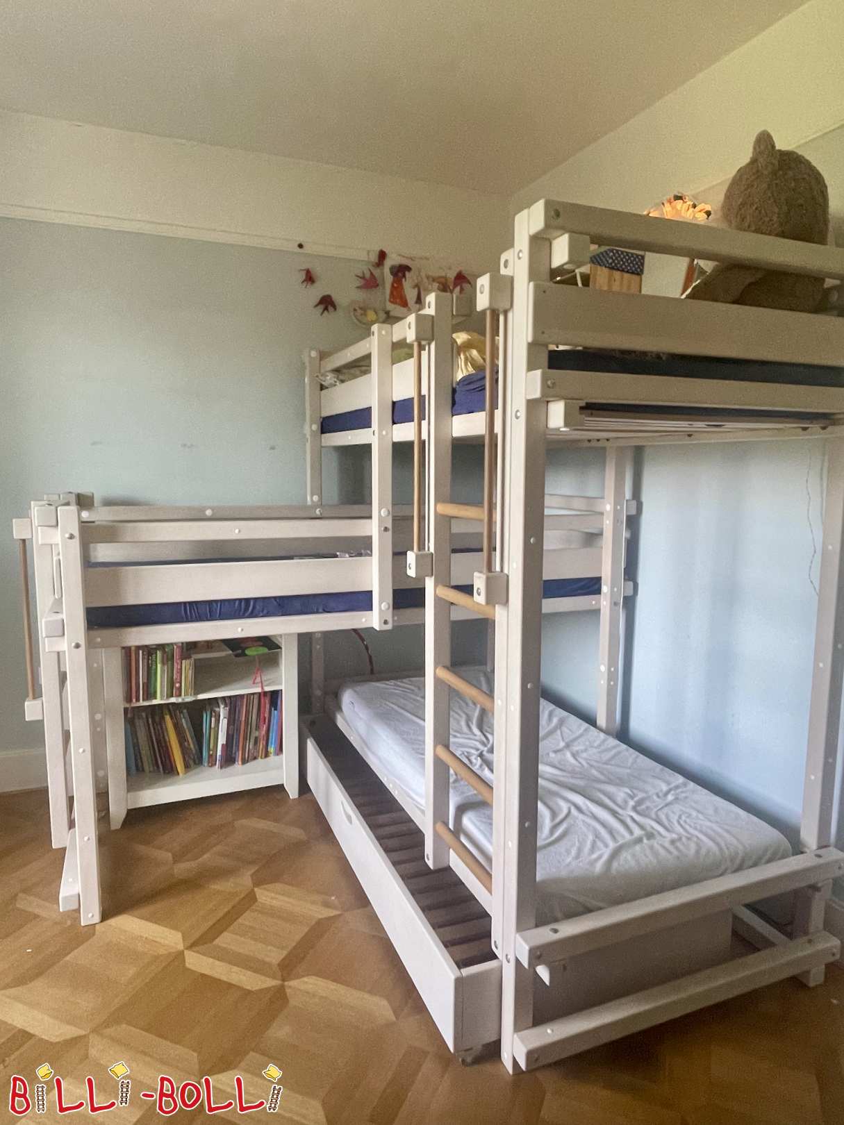 Dreier Etagen-Bett über Eck weiss lasiert Zürich (Kategorie: Dreier-Etagenbetten gebraucht)