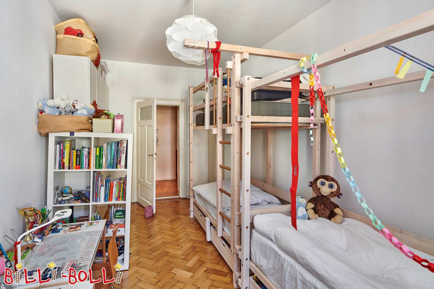 Etagenbett 90 x 200 cm aus weiß lasierter Kiefer in München (Kategorie: Etagenbett gebraucht)