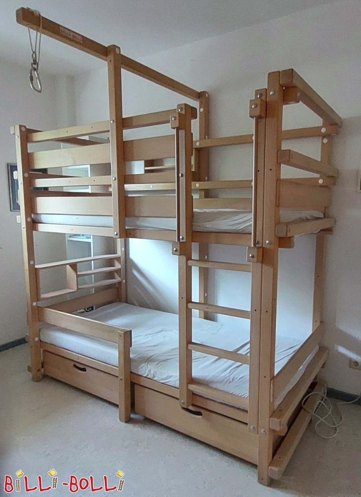 Inserat 5750: Etagenbett Buche mit Schaukelbalken Etagenbett Buche mit Schaukelbalken (Kategorie: Etagenbett gebraucht)