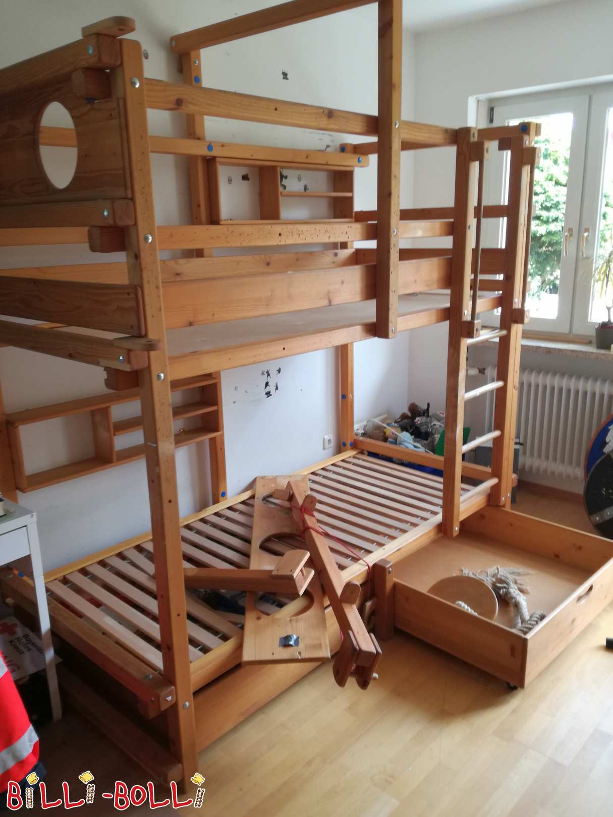 Etagenbett Fichte 90x200 cm, Bullaugen, Kran, Schaukelteller (Etagenbett gebraucht) Etagenbett Fichte 90x200 cm, Bullaugen, Kran, Schaukelteller (Etagenbett gebraucht)