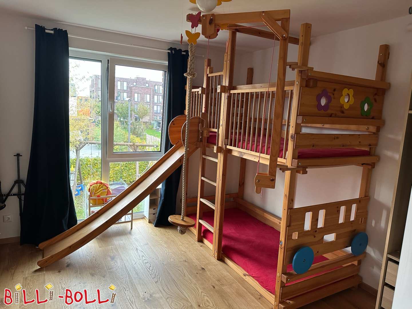 Etagenbett mit Rutsche, Schaukelbalken, Kran (Kategorie: Etagenbett gebraucht)