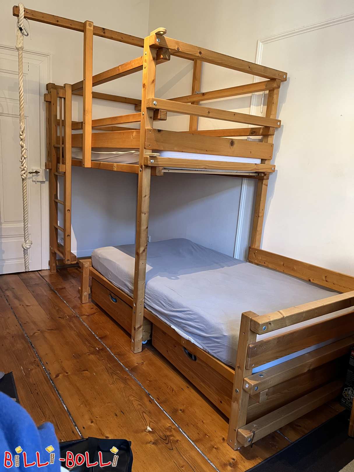 Inserat 7020: Etagenbett seitlich versetzt, kann unterschiedlich aufgebaut werden Etagenbett seitlich versetzt, kann unterschiedlich aufgebaut werden (Kategorie: Etagenbett gebraucht)