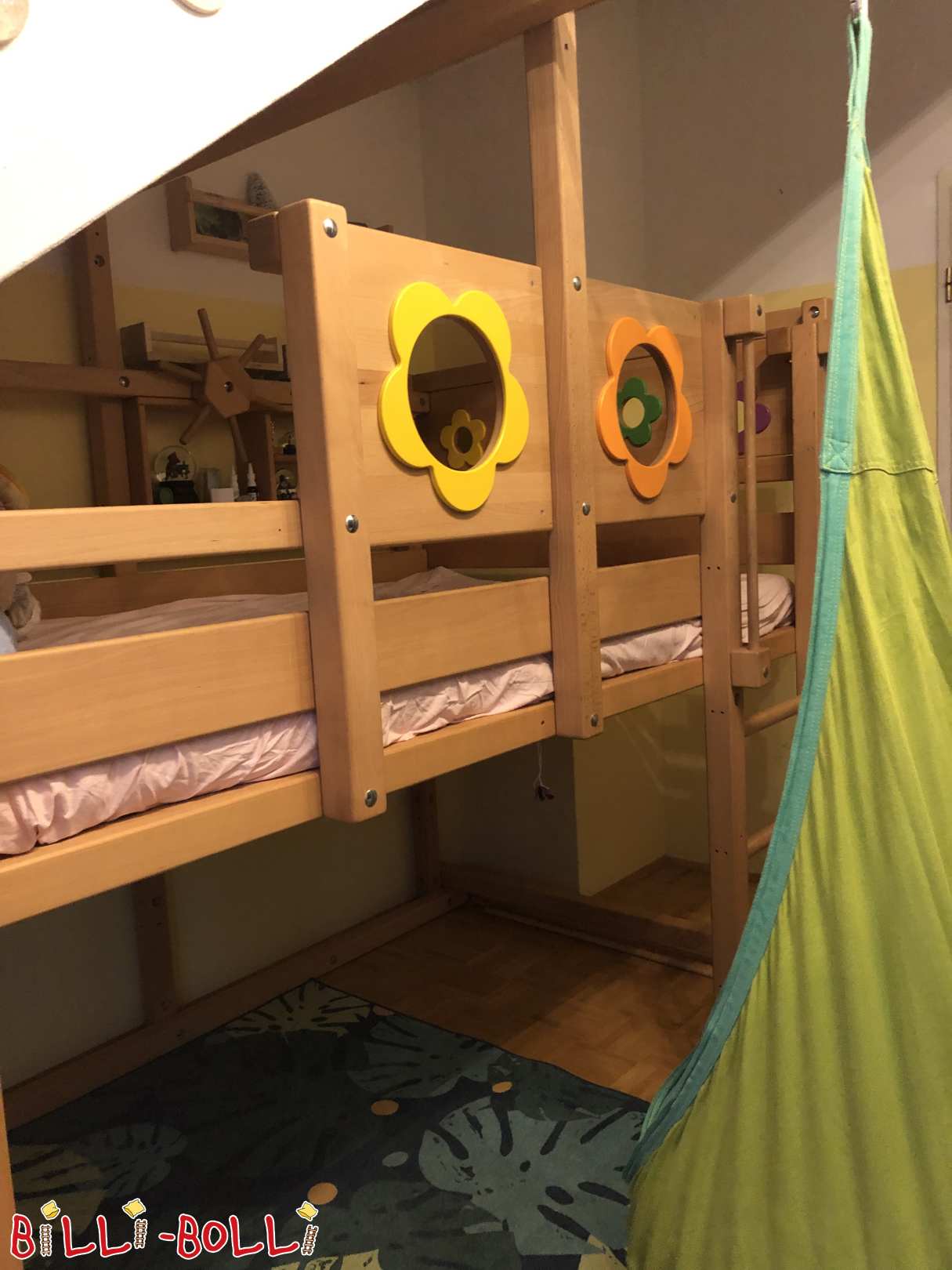 Halbhohes Dachschrägenbett 120x200 cm, mit Zubehör (Kategorie: Dachschrägenbett gebraucht)