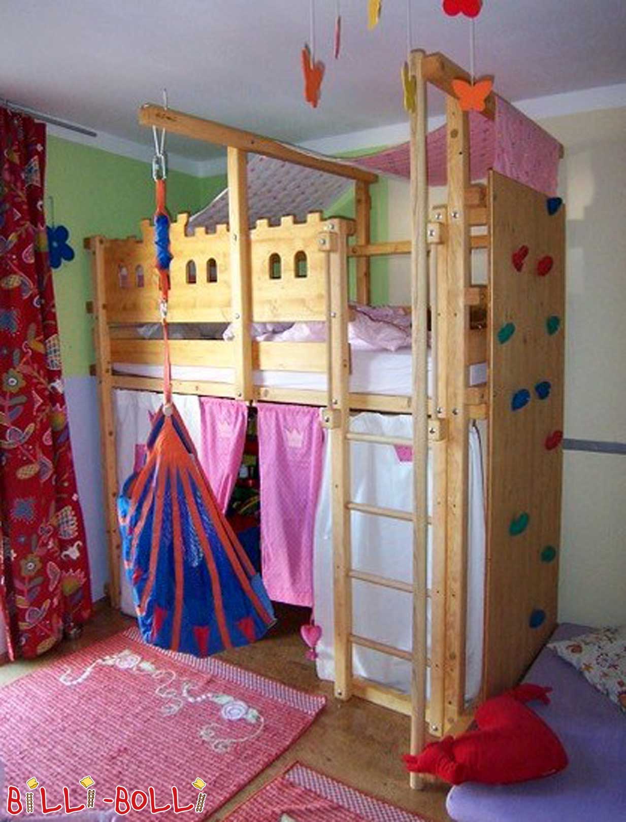 Hochbett mit Feuerwehrstange und Kletterwand (Hochbett gebraucht) Hochbett mit Feuerwehrstange und Kletterwand (Hochbett gebraucht)