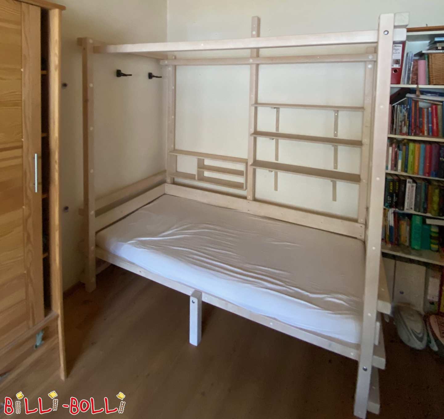 Hochbett mitwachsend - Fichte weiß lasiert - 90x200 cm in München (Kategorie: Hochbett mitwachsend gebraucht)