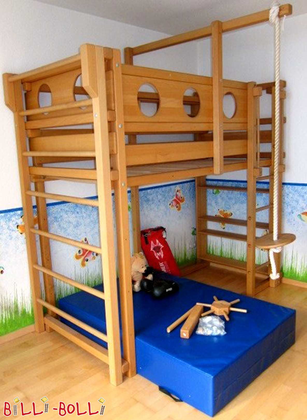 Hochbett, mitwachsend - mit zwei Regalen und Sprossenwand (Hochbett gebraucht)