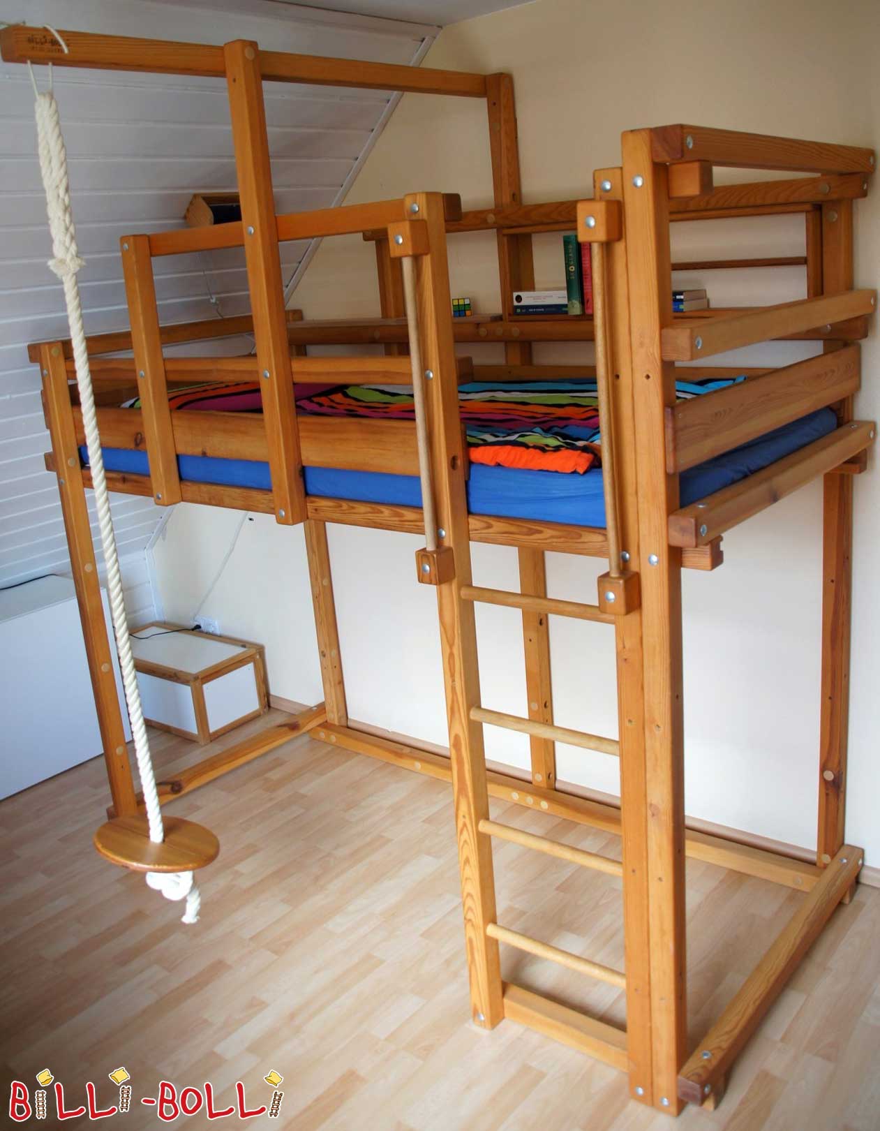 Hochbett mitwachsend, 90 x 200 cm, mit Dachschrägenstufe (Hochbett gebraucht) Hochbett mitwachsend, 90 x 200 cm, mit Dachschrägenstufe (Hochbett gebraucht)
