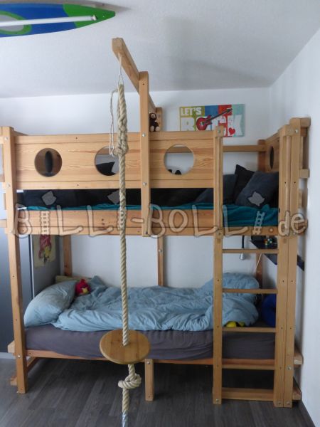 Hochbett (mitwachsend) mit Zubehör und Umrüstsatz (Hochbett gebraucht) Hochbett (mitwachsend) mit Zubehör und Umrüstsatz (Hochbett gebraucht)