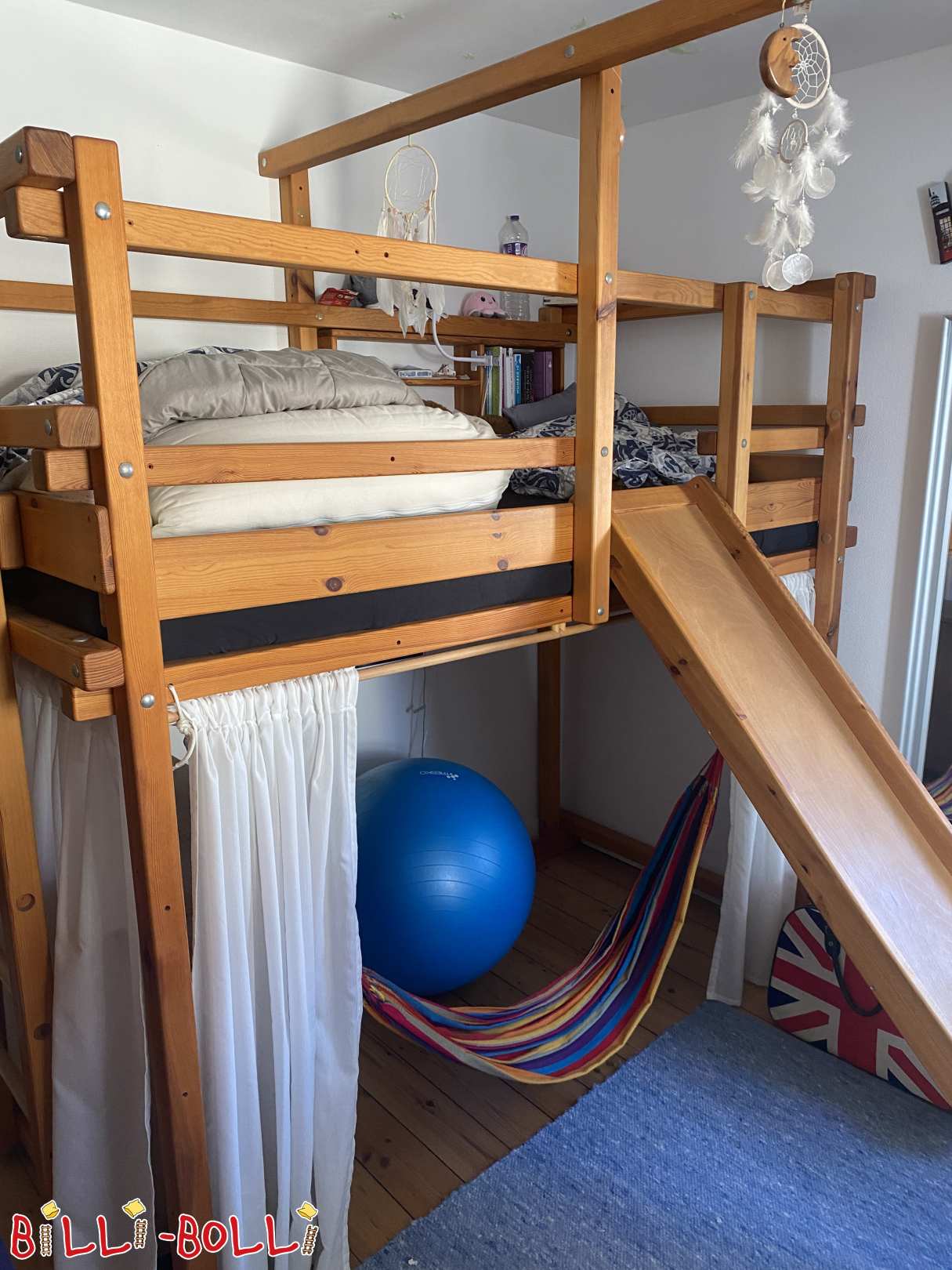 Hochbett mitwachsend, Ritterburg, mit Rutsche, Hängematte, kl. Regal (Kategorie: Hochbett mitwachsend gebraucht)