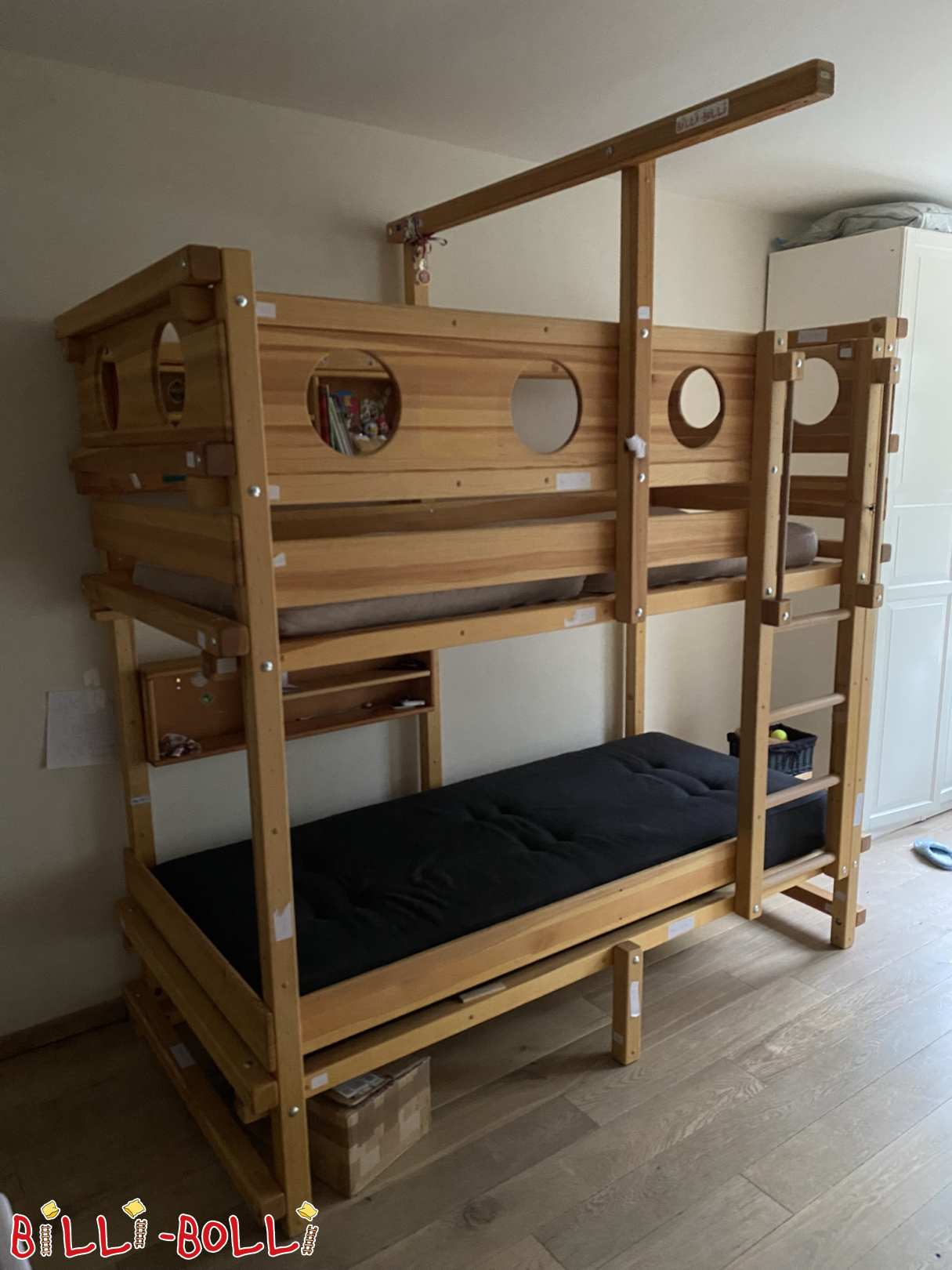 Inserat 7010: Bett Bett (Kategorie: Etagenbett gebraucht)