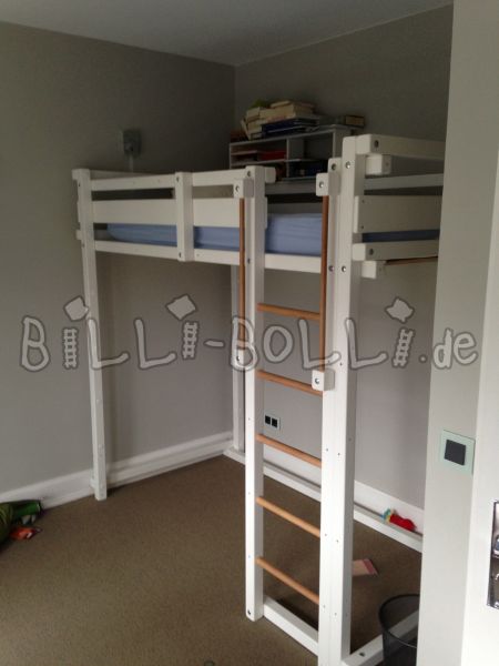 Jugendhochbett in weiß (Hochbett gebraucht) Jugendhochbett in weiß (Hochbett gebraucht)