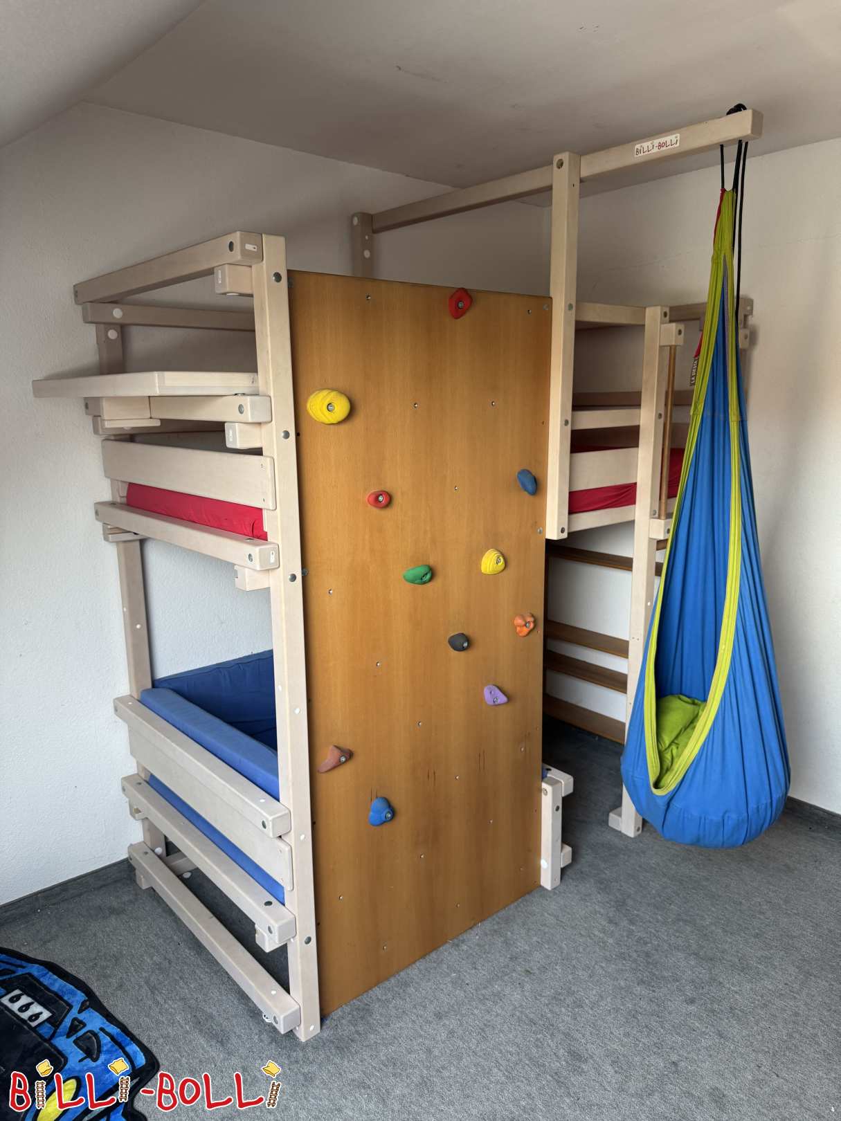 Kuscheleckenbett 90 x 200cm mit Kletterwand, Schaukelbalken & Regal (Kategorie: Kuscheleckenbett gebraucht)