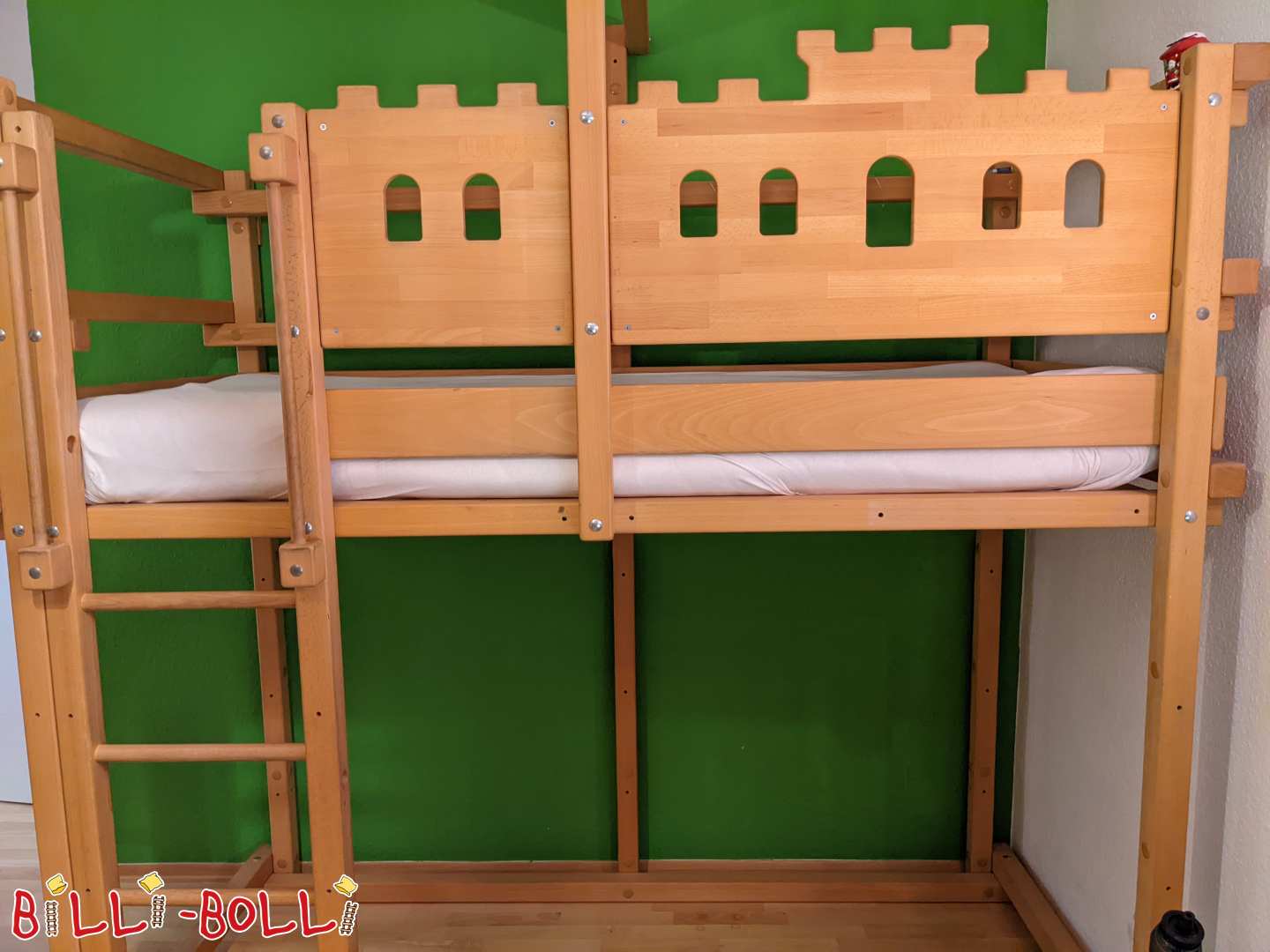 Mitwachsendes Hochbett mit Themenbrettern Ritterburg in Buche (Kategorie: Zubehör/Erweiterungsteile gebraucht) Mitwachsendes Hochbett mit Themenbrettern Ritterburg in Buche (Kategorie: Zubehör/Erweiterungsteile gebraucht)