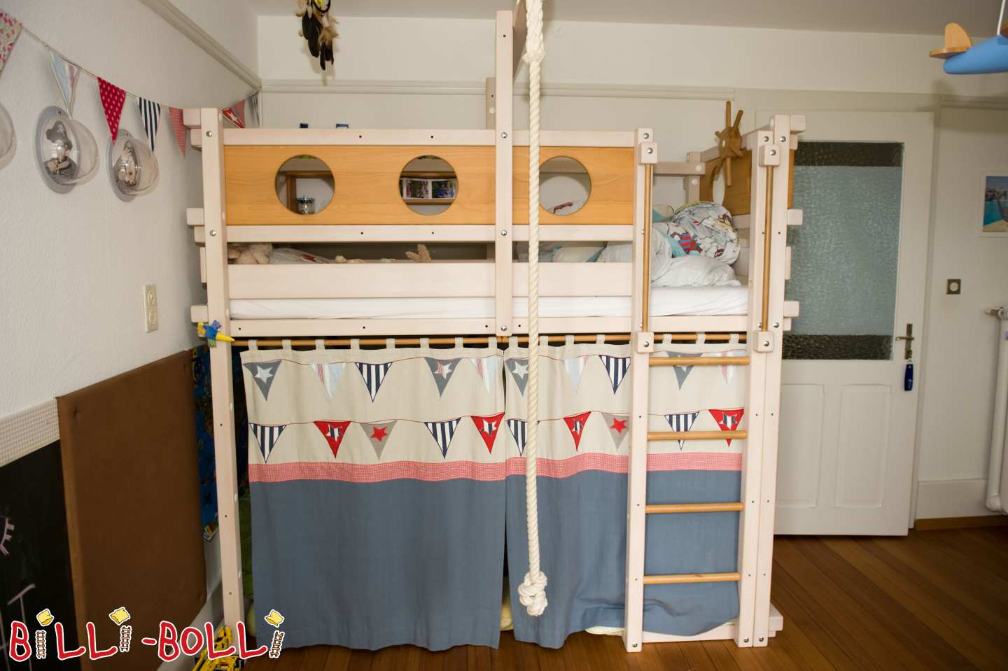 Mitwachsendes Hochbett - Buche geölt/weiss lasiert - Bern/Schweiz (Kategorie: Hochbett mitwachsend gebraucht)