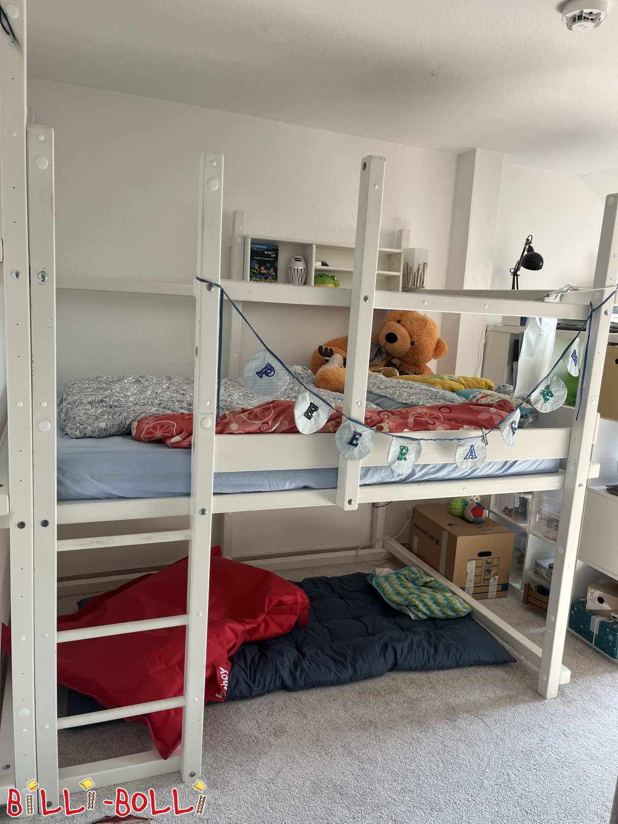 Mitwachsendes Hochbett 140 x 200, Kiefer weiß lackiert, mit Zubehör (Kategorie: Hochbett mitwachsend gebraucht)