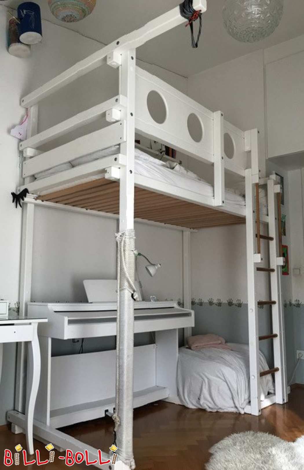 Mitwachsendes Hochbett, Buche, 90 x 200 cm, weiß lackiert in München (Hochbett gebraucht) Mitwachsendes Hochbett, Buche, 90 x 200 cm, weiß lackiert in München (Hochbett gebraucht)