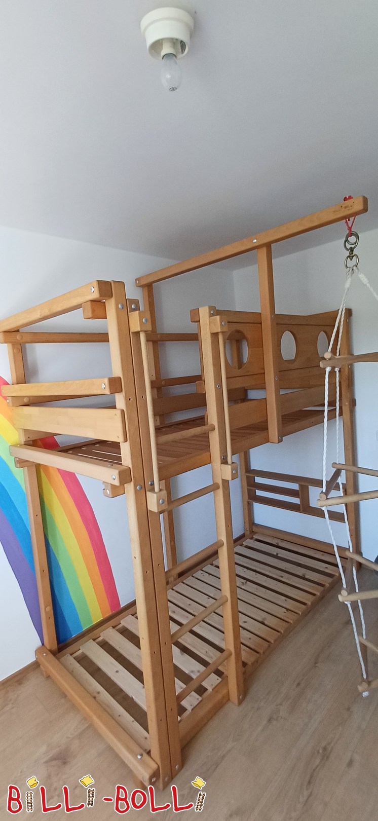 Inserat 5763: Mitwachsendes Hochbett in Buche/Ölwachsbehandlung, Standort München Mitwachsendes Hochbett in Buche/Ölwachsbehandlung, Standort München (Kategorie: Hochbett mitwachsend gebraucht)