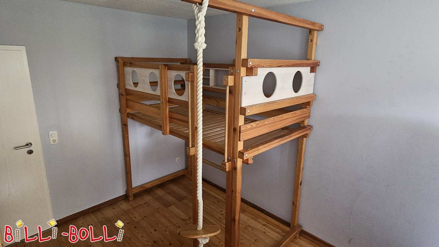 Mitwachsendes Hochbett in Kiefer (Ölwachsbehandlung) in Bensheim (Kategorie: Hochbett mitwachsend gebraucht)