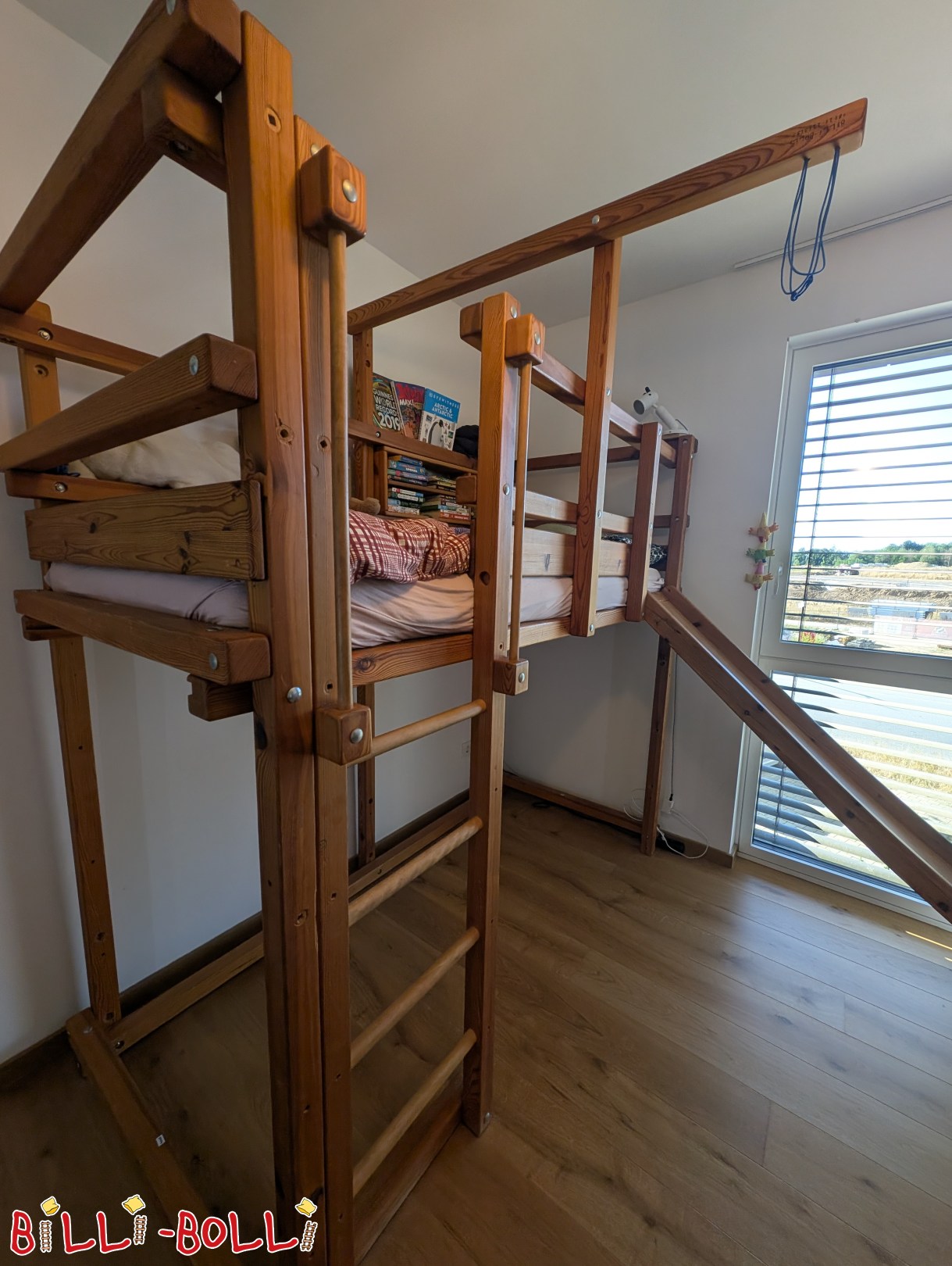 Inserat 5746: Mitwachsendes Hochbett Kiefer mit Rutsche- Luxembourg Mitwachsendes Hochbett Kiefer mit Rutsche- Luxembourg (Kategorie: Hochbett mitwachsend gebraucht)