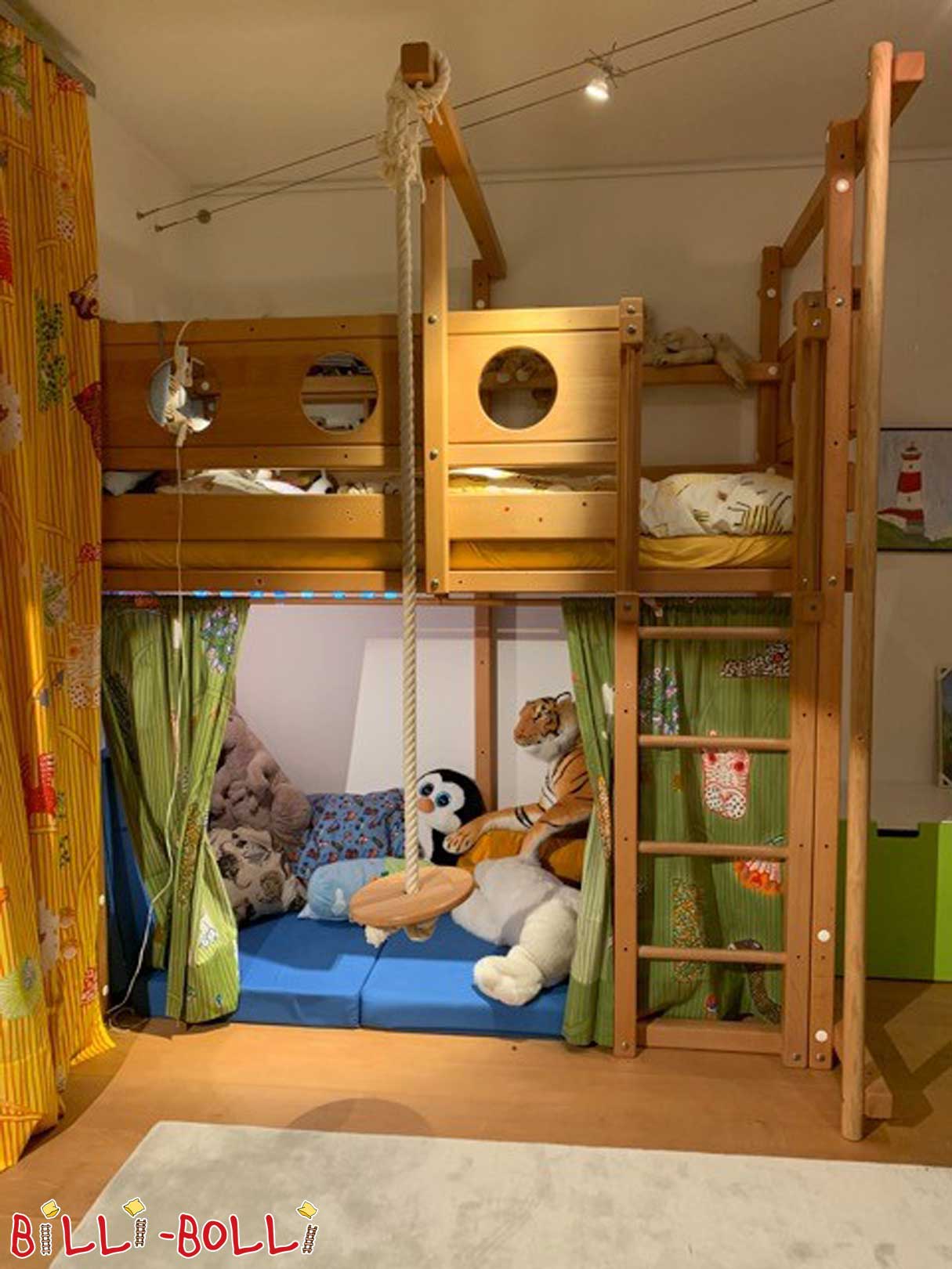 Mitwachsendes Hochbett mit Feuerwehrstange (Hochbett gebraucht)