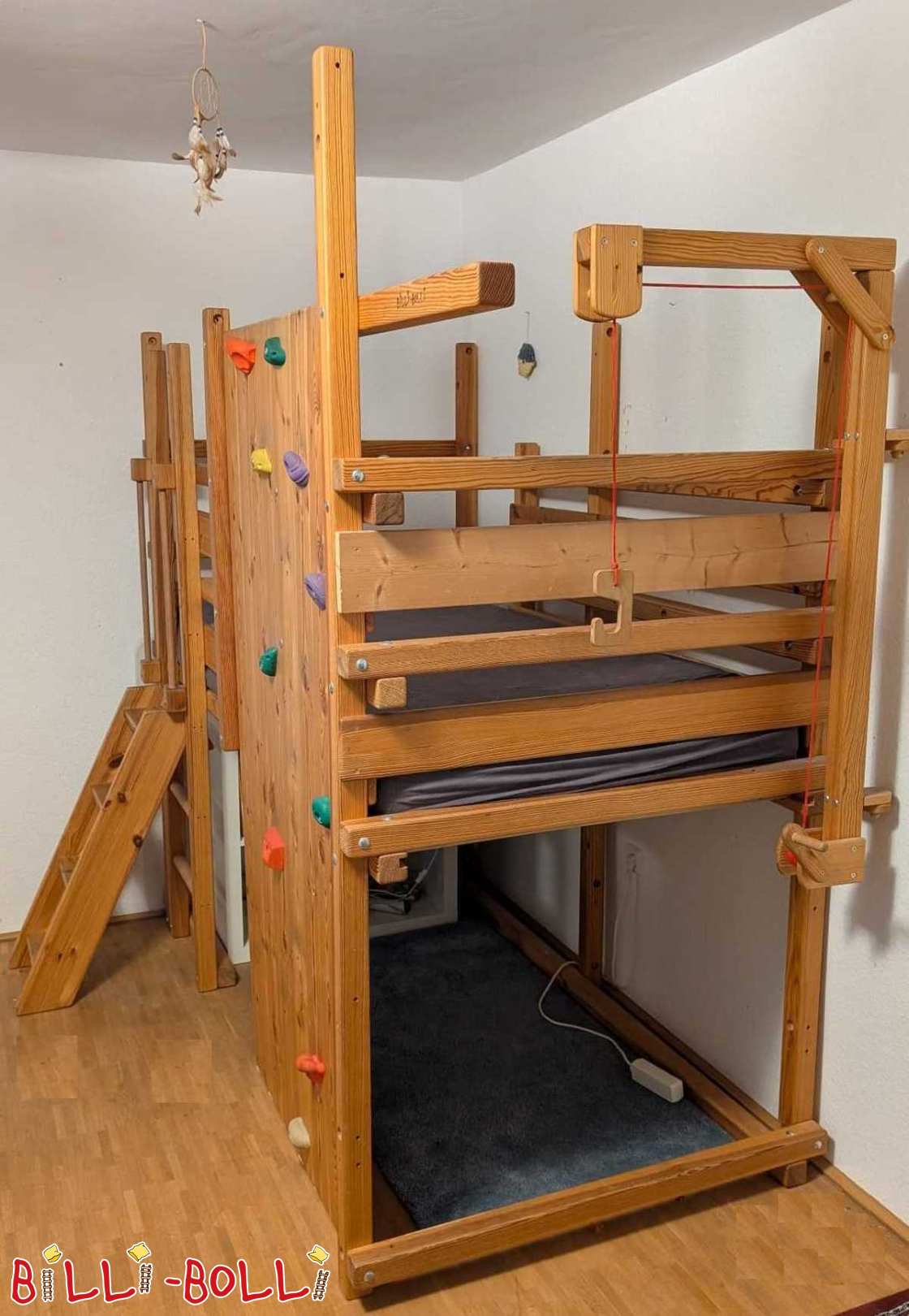 Mitwachsendes Hochbett mit Kletterwand und Spielkran, Kiefer geölt (Kategorie: Hochbett mitwachsend gebraucht)