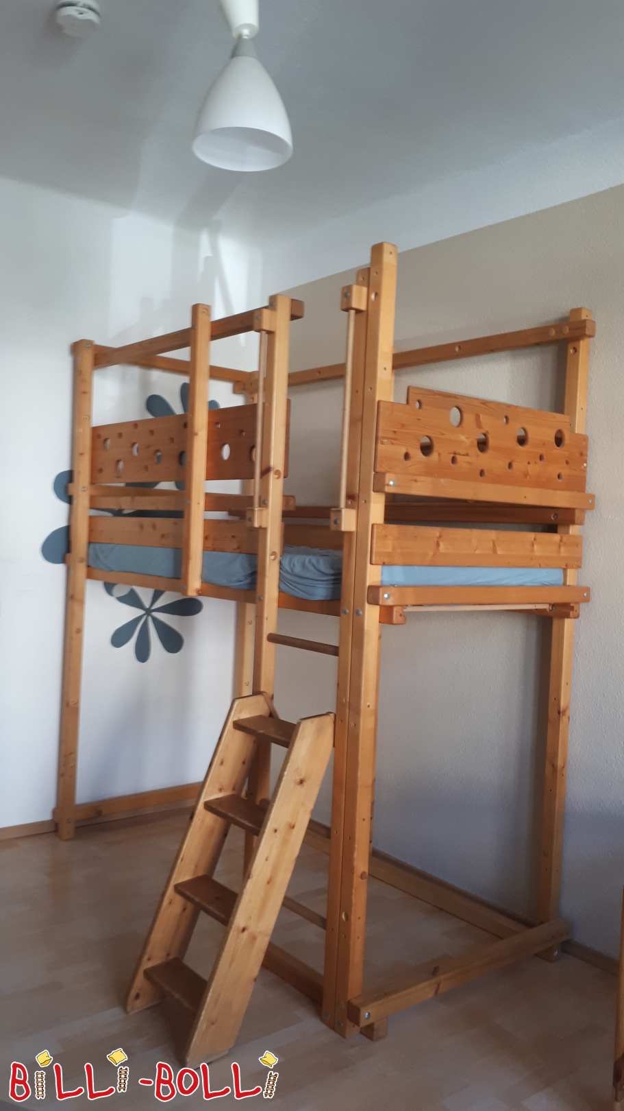 Mitwachsendes Hochbett mit Mäuse-Brett aus Fichtenholz - Dresden (Kategorie: Hochbett mitwachsend gebraucht)