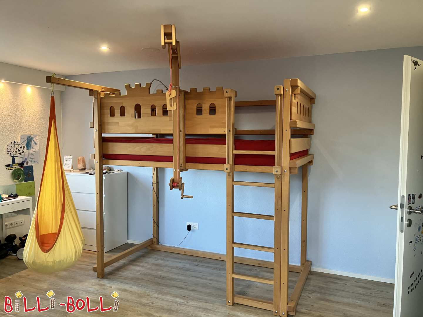 Mitwachsendes Hochbett mit Ritterburgbretten, Spielkran und Hängehöle (Kategorie: Hochbett mitwachsend gebraucht)