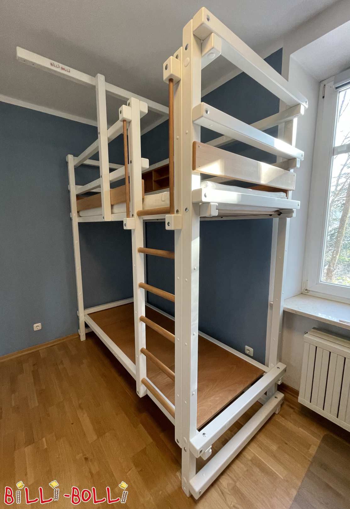 München: Etagenbett mit umfangreichem Zubehör, Buche weiß lackiert (Kategorie: Etagenbett gebraucht)