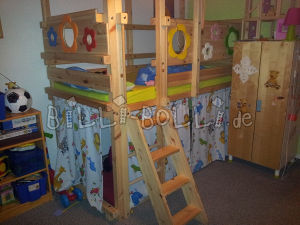 Schrägleiter für Höhe 4 aus Kiefer (Kindermöbel gebraucht) Schrägleiter für Höhe 4 aus Kiefer (Kindermöbel gebraucht)