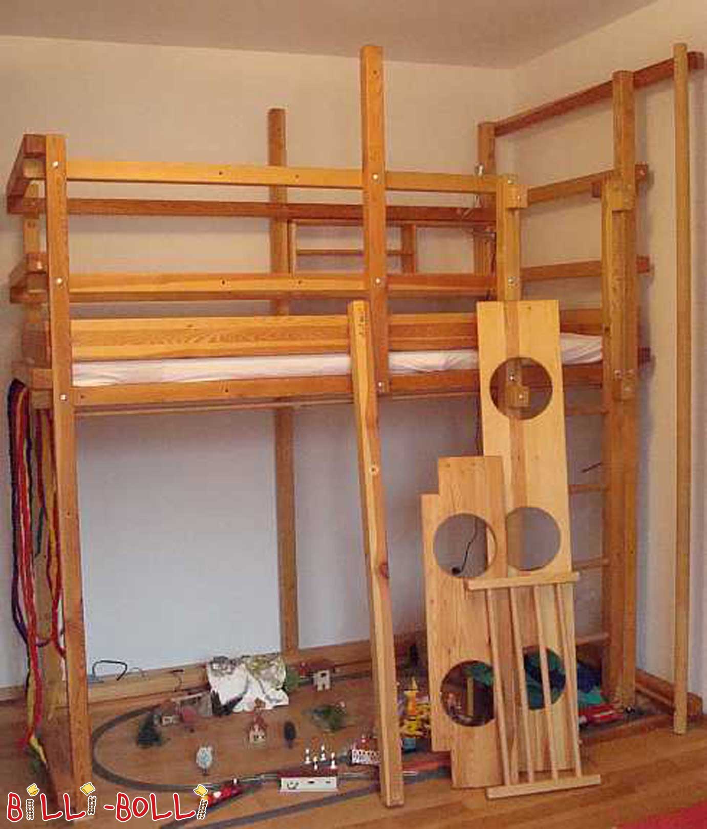 Kinderhochbett Kiefer 90x200 (Hochbett gebraucht) Kinderhochbett Kiefer 90x200 (Hochbett gebraucht)