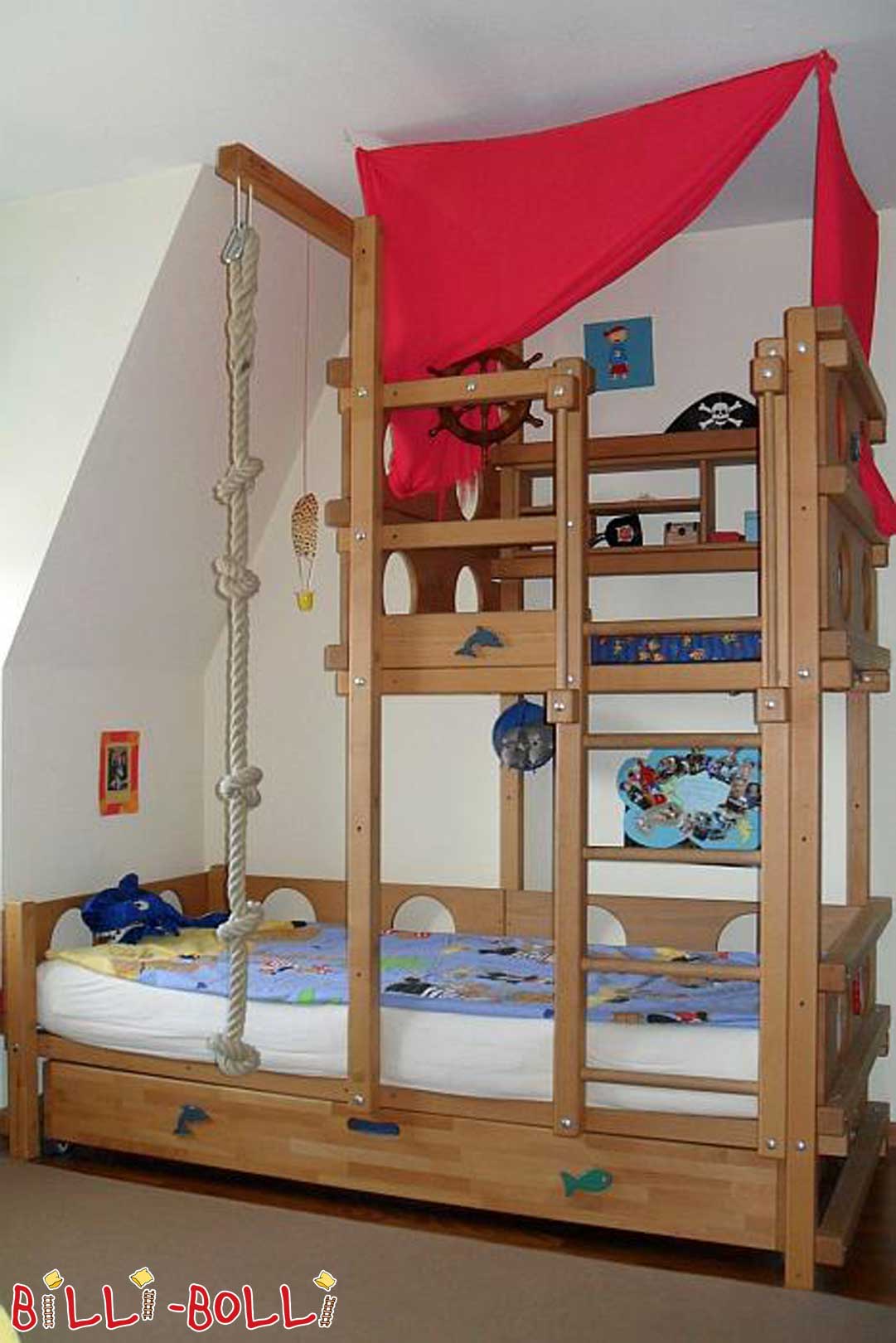 BILLI-BOLLI Dachschrägenbett für kleine Piraten (Dachschrägenbett gebraucht) BILLI-BOLLI Dachschrägenbett für kleine Piraten (Dachschrägenbett gebraucht)
