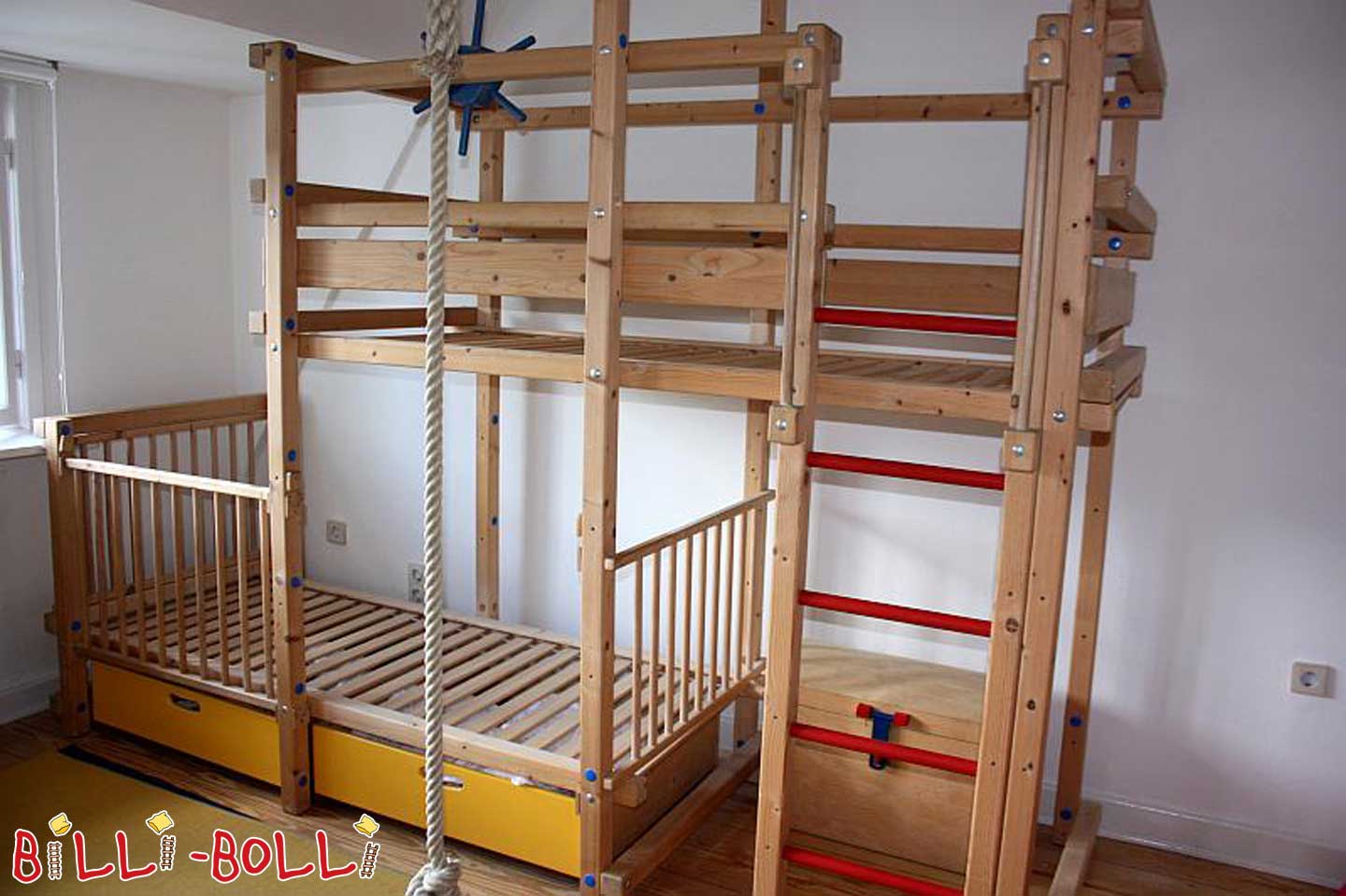 Billi-Bolli Etagenbett seitlich versetzt (Etagenbett gebraucht) Billi-Bolli Etagenbett seitlich versetzt (Etagenbett gebraucht)