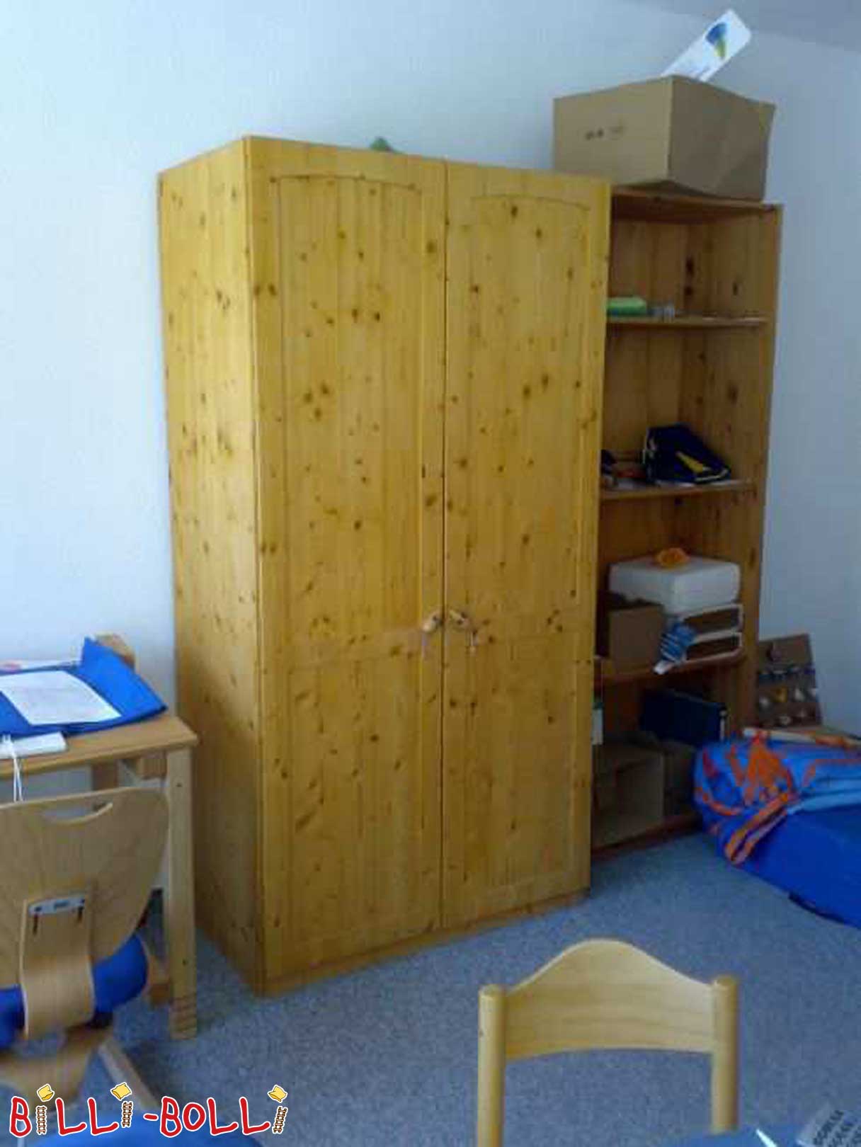 Kleiderschrank (Kategorie: Kindermöbel gebraucht) Kleiderschrank (Kategorie: Kindermöbel gebraucht)