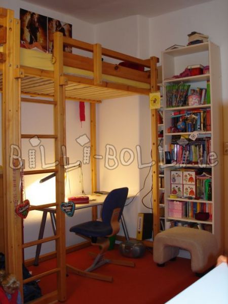 Studentenhochbett 90x200 (Hochbett gebraucht) Studentenhochbett 90x200 (Hochbett gebraucht)