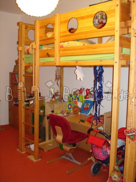 Studentenhochbett 90x200 (Hochbett gebraucht) Studentenhochbett 90x200 (Hochbett gebraucht)