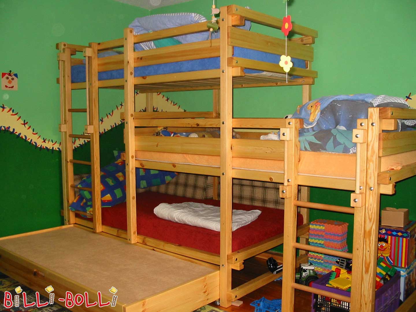 Vierer-Bett (Kategorie: Kindermöbel gebraucht)