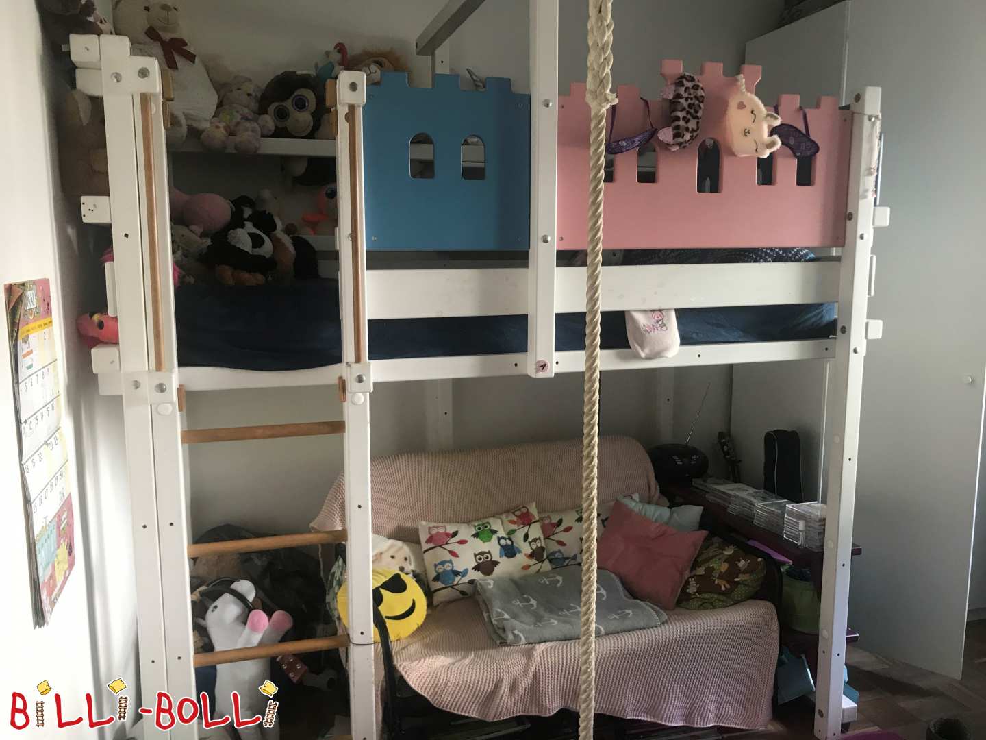 Weißes Hochbett mit Ritterburg (Hochbett gebraucht) Weißes Hochbett mit Ritterburg (Hochbett gebraucht)