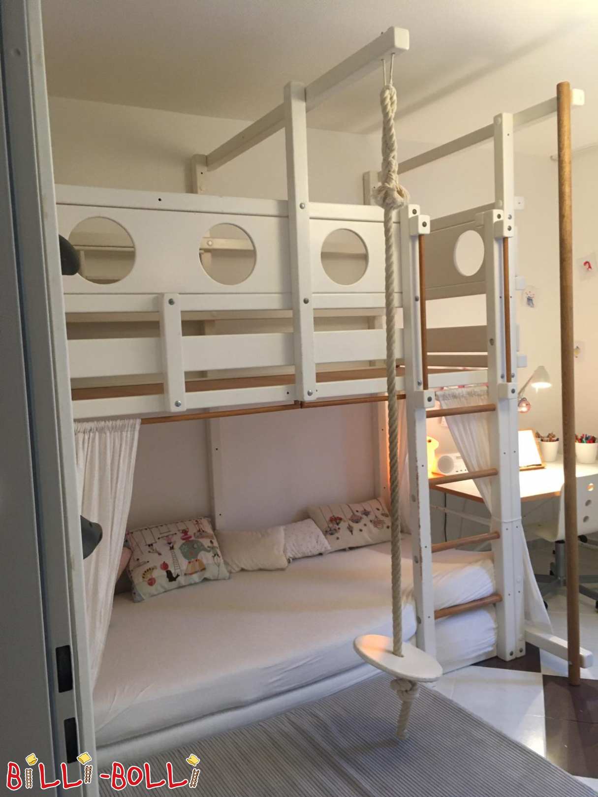 Weißes Stockbett aus erster Hand (Kategorie: Etagenbett gebraucht)
