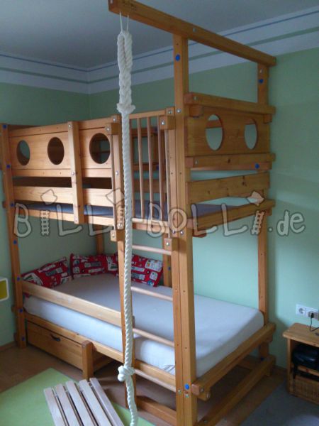 Zum Etagenbett umgebautes Hochbett (Hochbett gebraucht) Zum Etagenbett umgebautes Hochbett (Hochbett gebraucht)